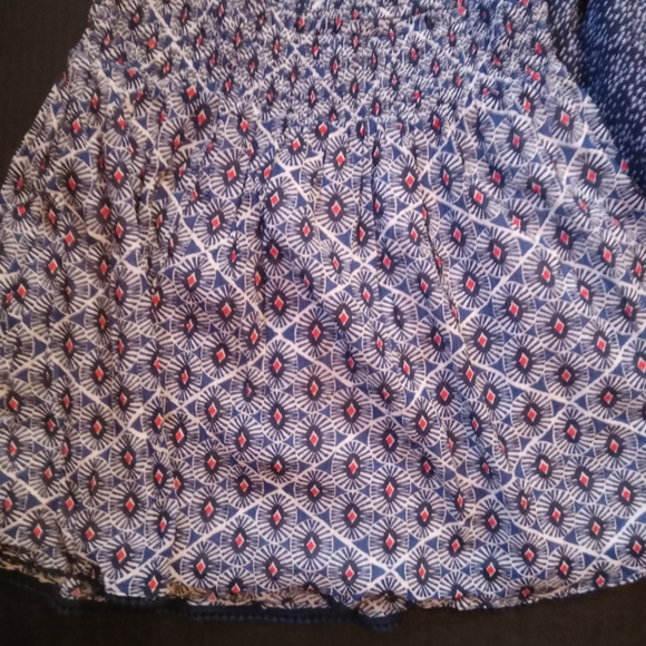 Set of 3 Old Navy Skirts - Picture 4 of 7